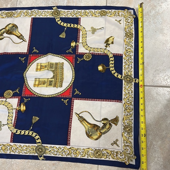 Parisian Silk scarf - Picture 6 of 7